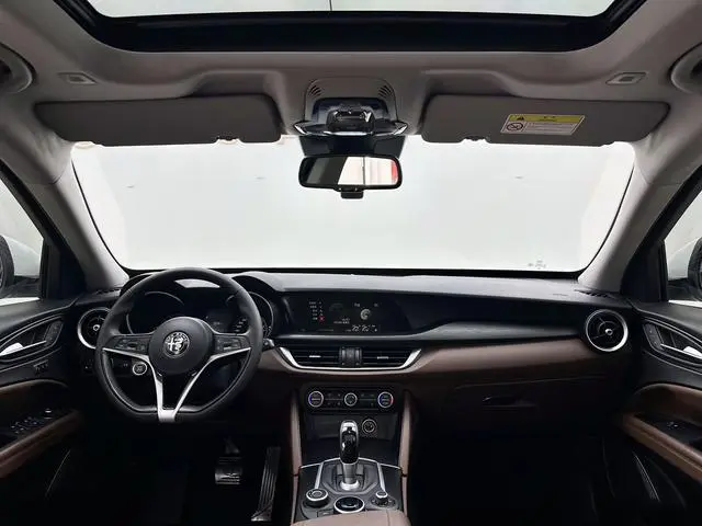 Alfa Romeo Stelvio 2.0T 200HP Elite Edition