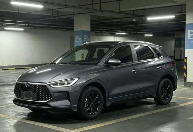 BYD BYD e2 Luxury