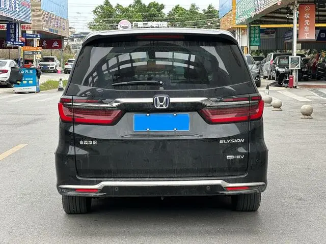 Honda Ai Lishen 2.0L e: HEV Deluxe Edition