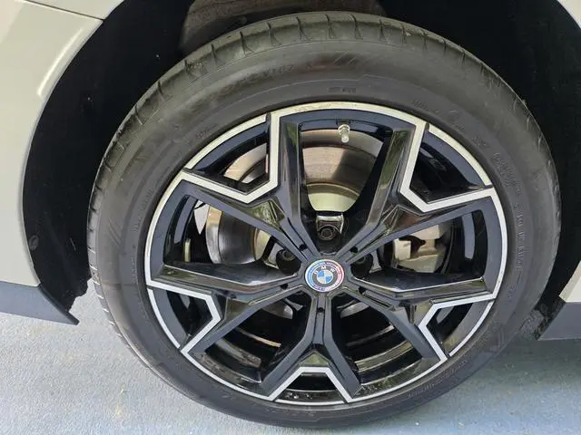 BMW BMW i3 eDrive40L Yao Ye Set