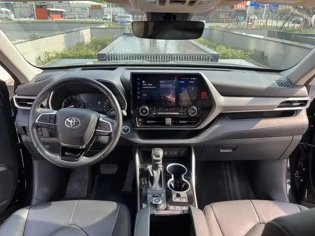 TOYOTA Highlander 380T four-wheel drive Premium Edition 7 seats