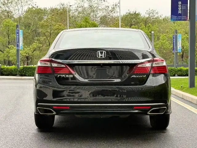 Honda Accord 2.0L Comfort Version