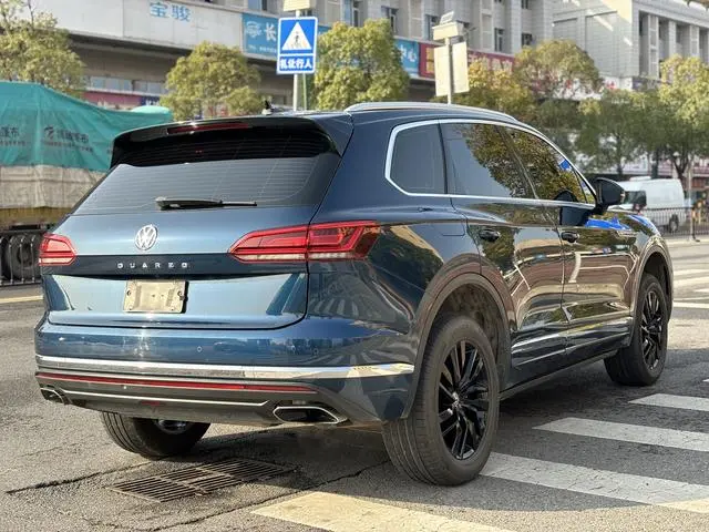 Volkswagen Touareg 2.0 TSI Ruiyi Edition Country V