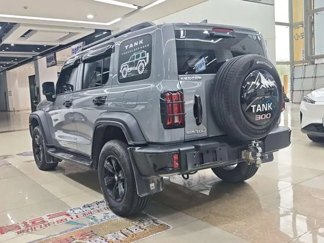 Tank Tank 300 2.0T Conqueror