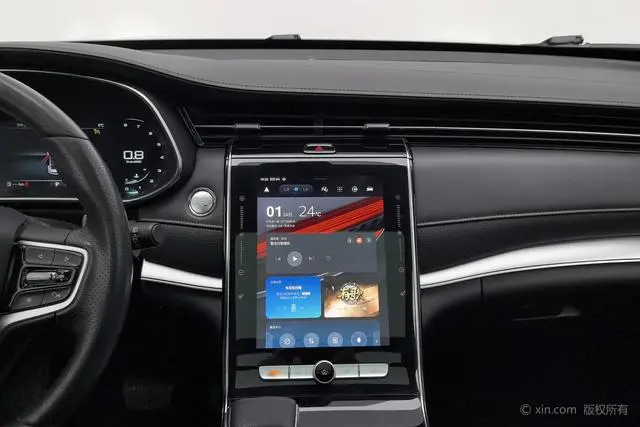 Roewe Roewe RX5 MAX 300TGI Automatic Smart Cockpit Deluxe Edition