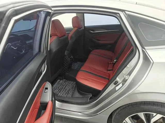 Changan Yidong PLUS Blue Whale NE 1.4T GDI DCT Flagship