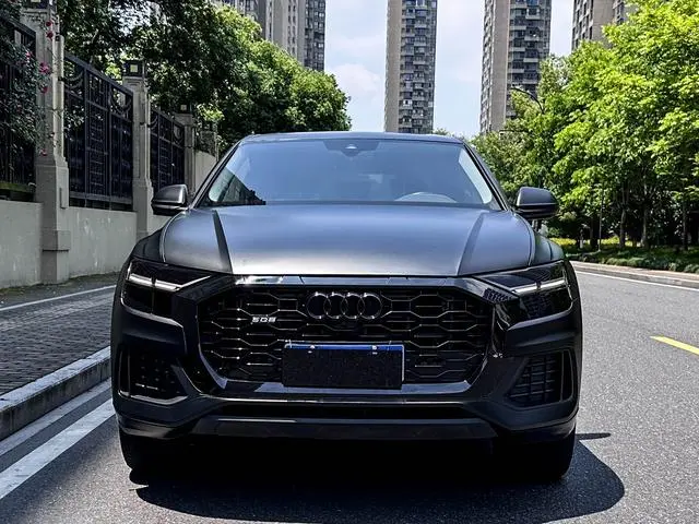 Audi Audi Q8 45 TFSI luxury Elegant Type