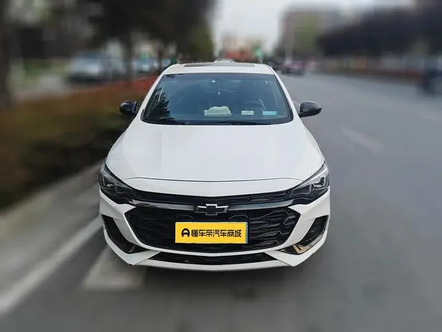 Chevrolet Cruze RS 330T Automatic Fun Version
