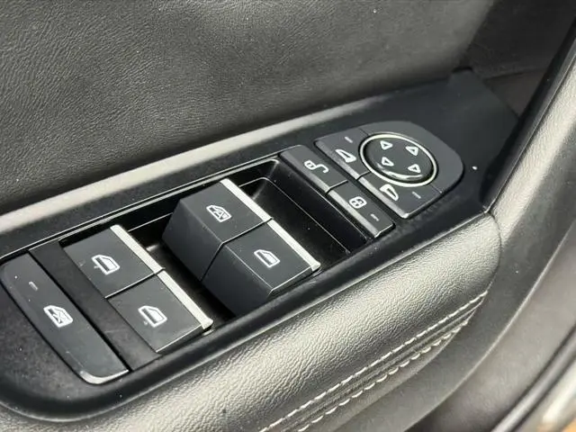 BYD Song Pro DM DM 1.5T four-wheel drive performance version luxury
