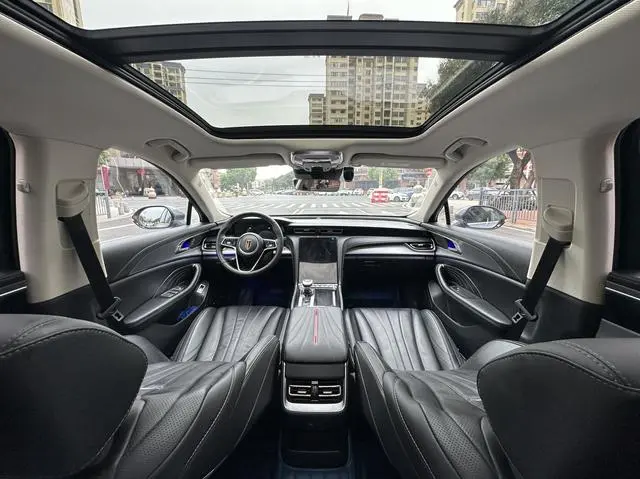 Hongqi Hongqi H5 2.0T Automatic Zhilian Qichang Version