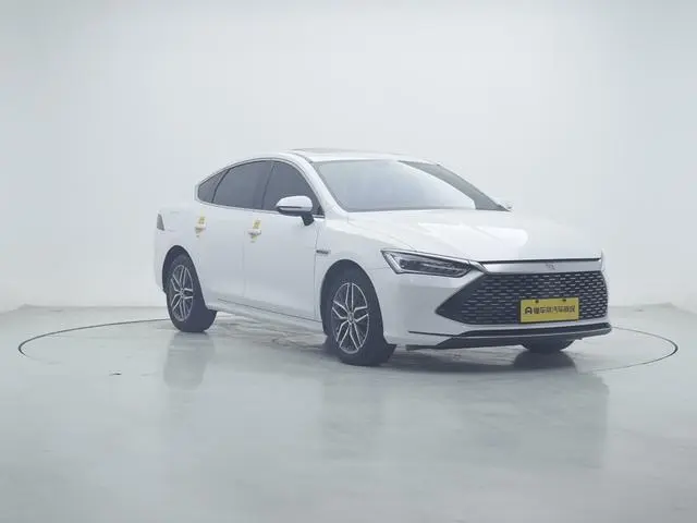 BYD Qin PLUS DM DM-i 55KM flagship type