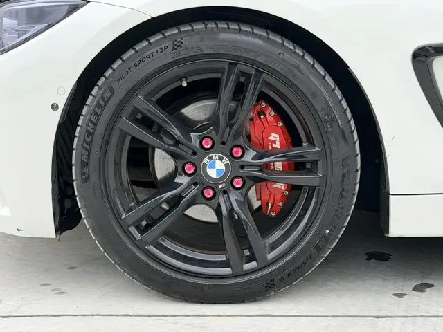 BMW BMW 4 Series 425i M Sports Yao Ye Edition