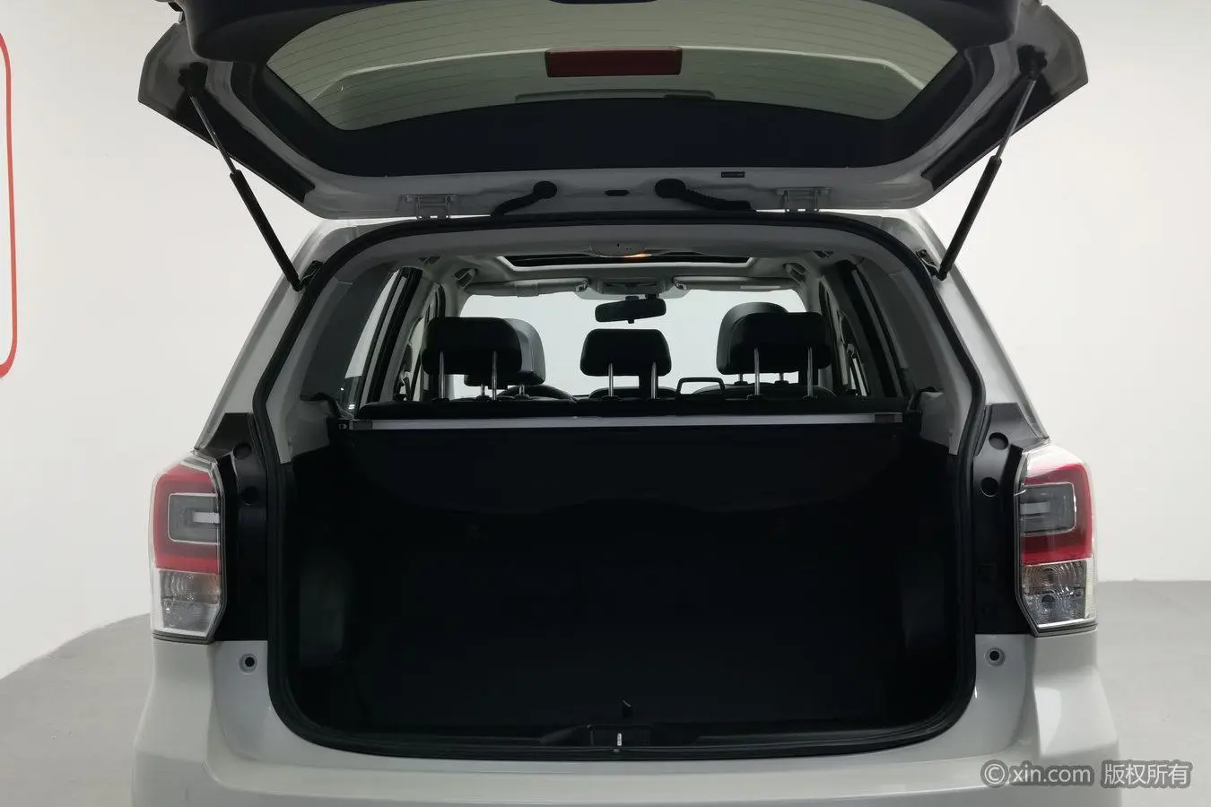 Subaru FORESTER Forester 2.0i Fashion Navigation Version
