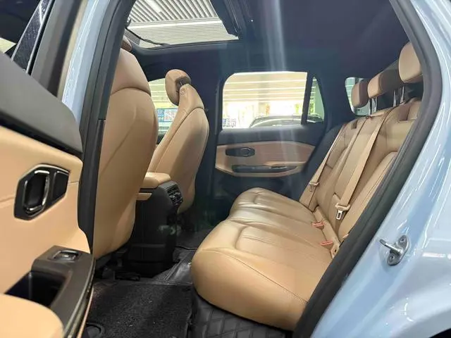 NIO NIO ES6 420KM sports version