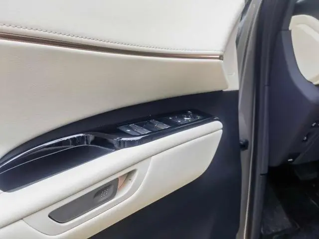 Lexus Lexus LM 500h DIRECT4 six-seater premium edition