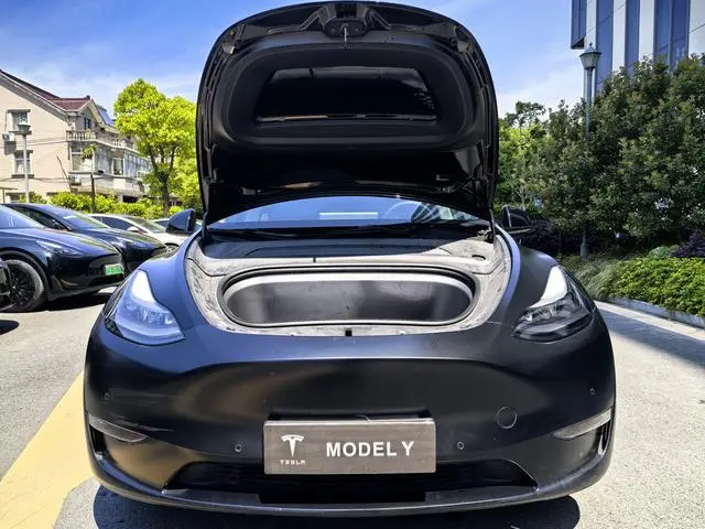 Tesla Model Y Standard battery life, rear-wheel drive version