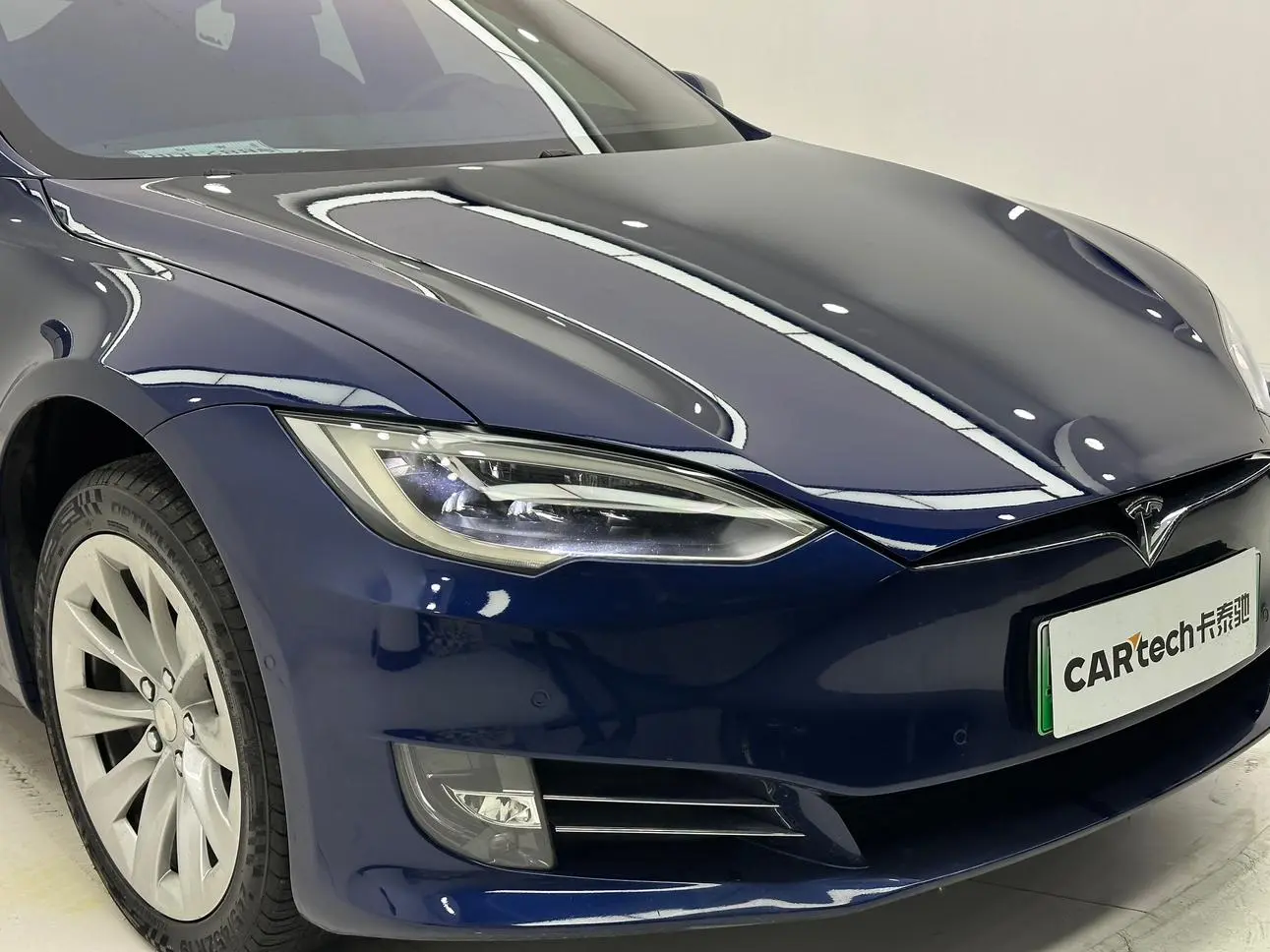 Tesla Model S 75