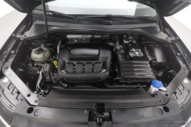 Volkswagen Tiguan L 330TSI two-wheel drive R-Line Premium edition