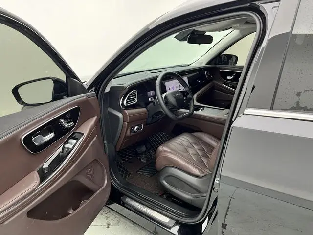 EXEED Xingtu Lanyue 2.0T four-wheel drive Xingyao-seven seats