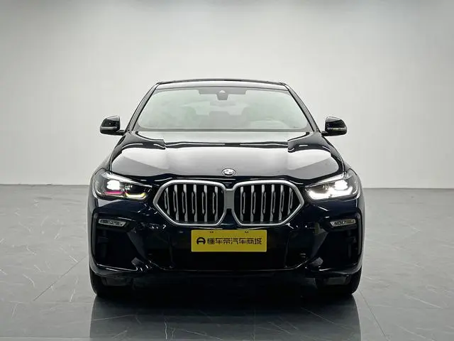 BMW BMW X6 Facelift xDrive30i M sports suit