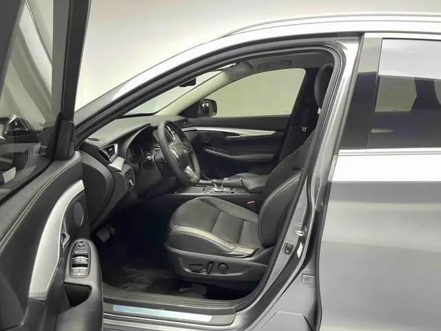 Infiniti Infiniti QX50 2.0T two-wheel drive fashion version