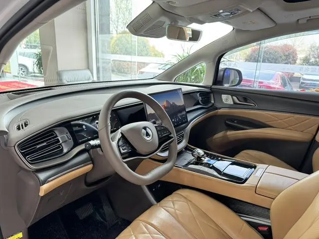 Denza Denza D9 DM 980 four-wheel drive flagship