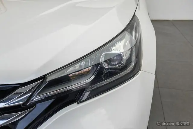 Dongfeng Fengshen Dongfeng Fengshen AX7 Classic 1.6T automatic luxury type