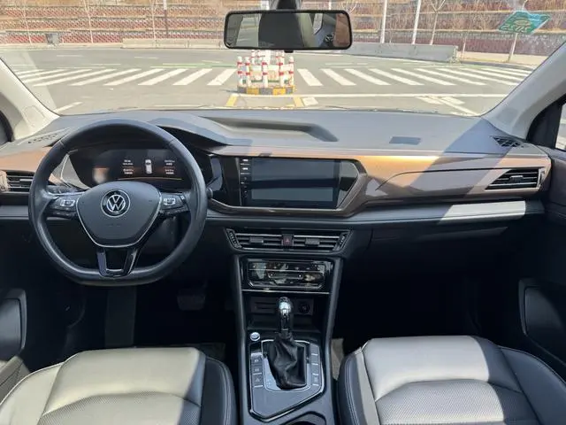 Volkswagen Tuyue 280TSI two-wheel drive Deluxe Edition