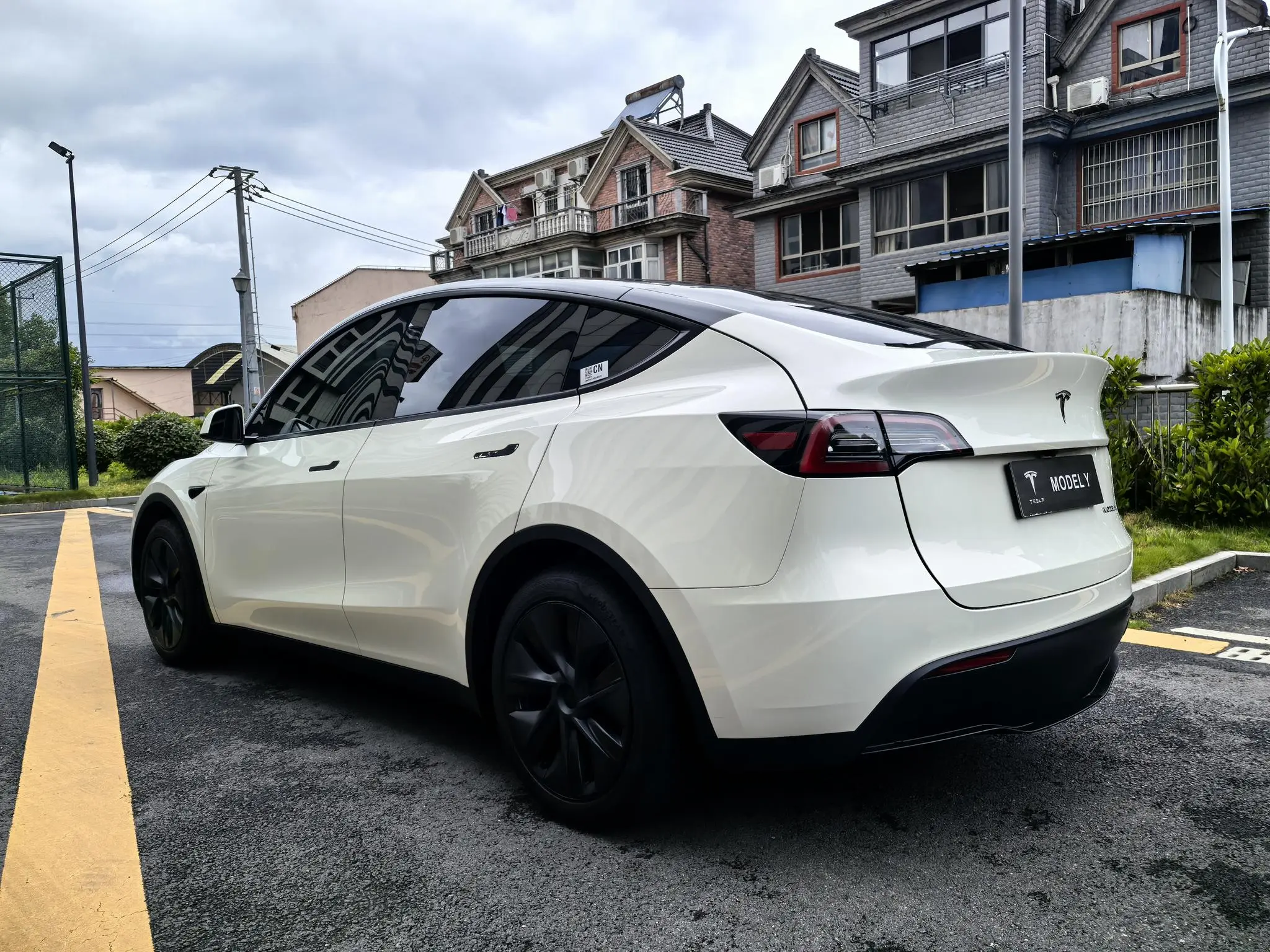Tesla Model Y Rear-wheel drive version