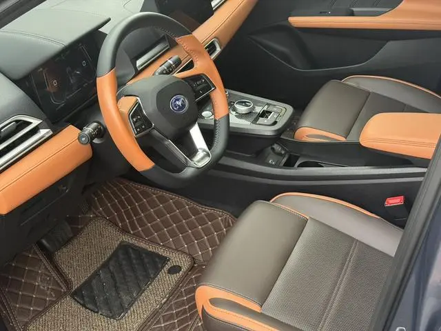 BYD BYD e2 Luxury