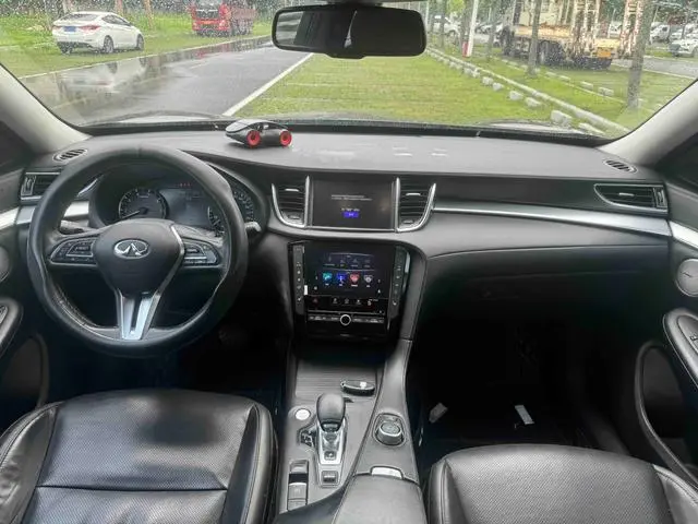 Infiniti Infiniti QX50 2.0T four-wheel drive smart version