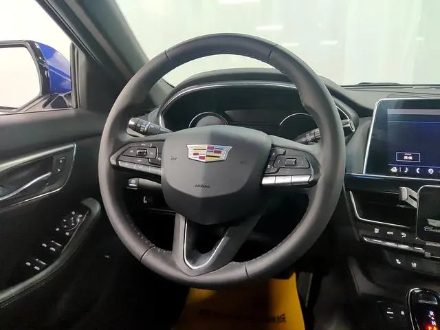 Cadillac Cadillac CT5 28T Luxury Standard Edition