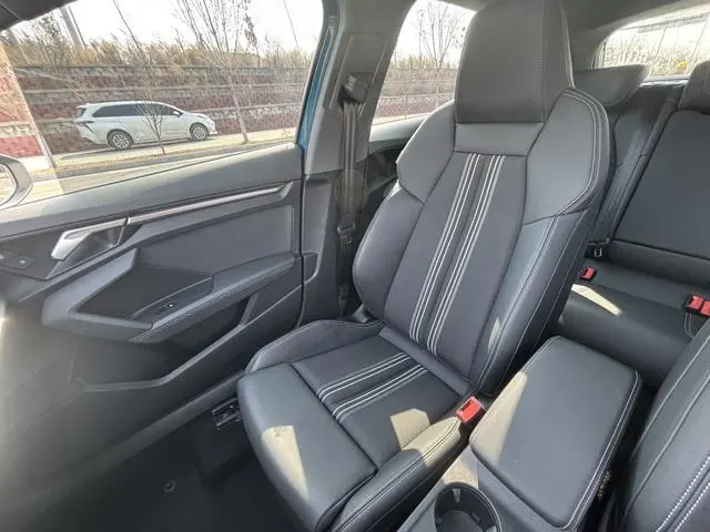 Audi Audi A3 Facelift Sportback 35 TFSI fashion sporty