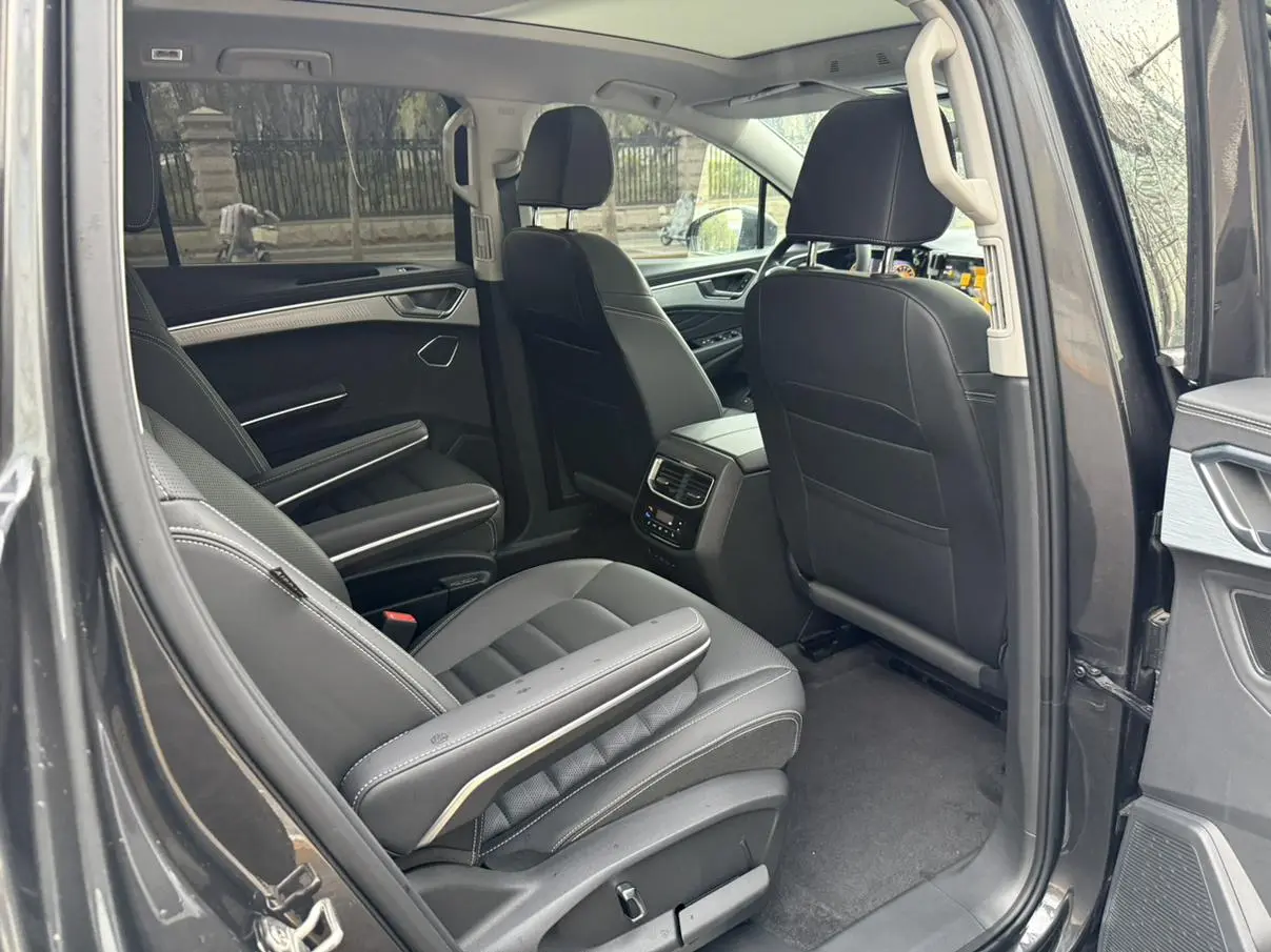 Volkswagen Lanjing 380TSI four-wheel drive luxury Good State Edition Pro 6 seats