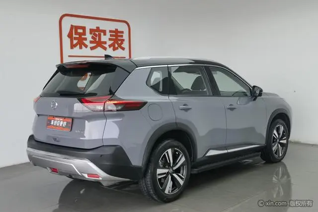 Nissan Qijun VC-Turbo 300 CVT 4WD Extreme Edition