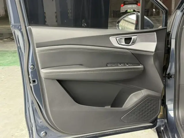 Wuling Wuling Jiachen 1.5T CVT Smart Luxury