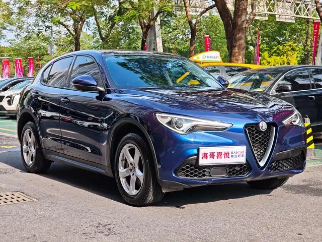 Alfa Romeo Stelvio 2.0T 200HP Elite Edition