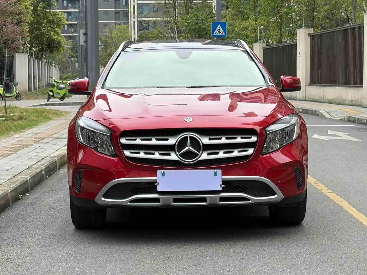 Mercedes-Benz Mercedes-Benz GLA GLA 200 dynamic type
