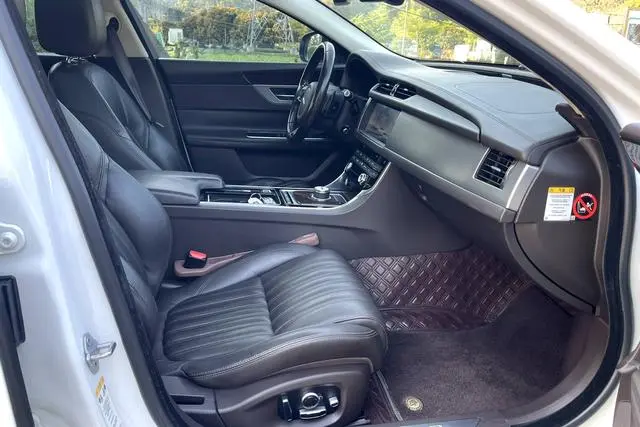 Jaguar Jaguar XFL XFL 3.0 SC 340PS Luxury Edition