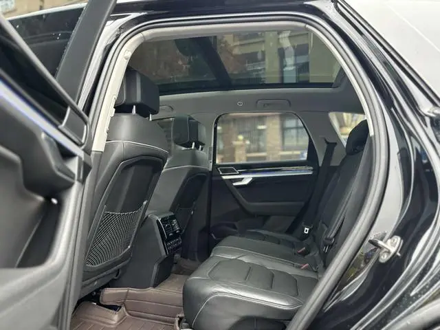 Volkswagen Touareg 3.0 TSI Ruizhi Edition Country VI