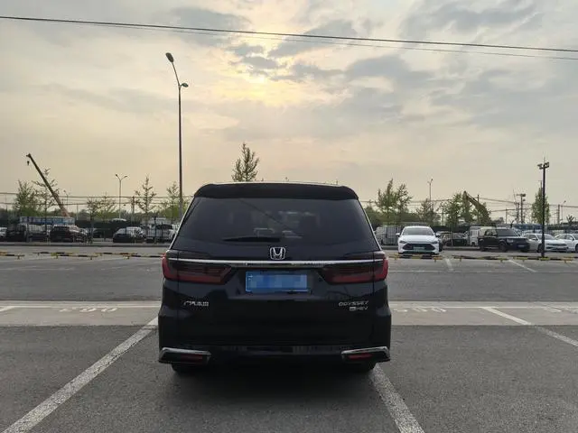 Honda Odyssey 2.0L Rui*Yaoxiang Edition