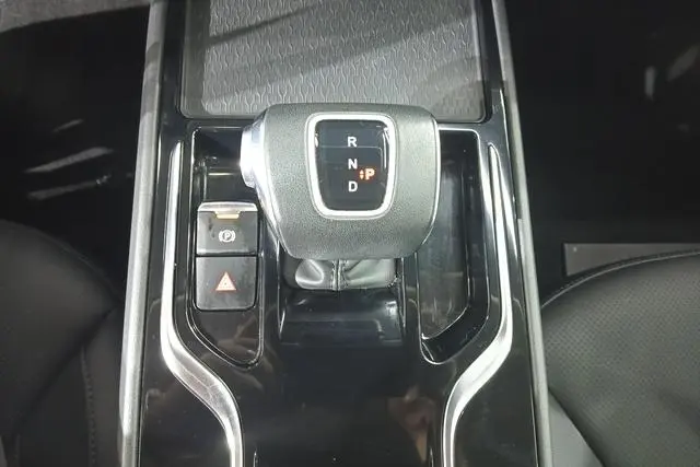 Hongqi Hongqi E-QM5 620KM PLUS version