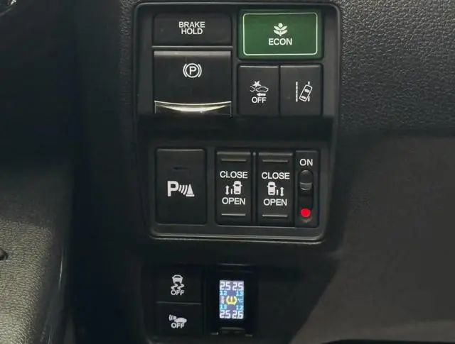 Honda Odyssey 2.0L Sharp*Exclusive Edition