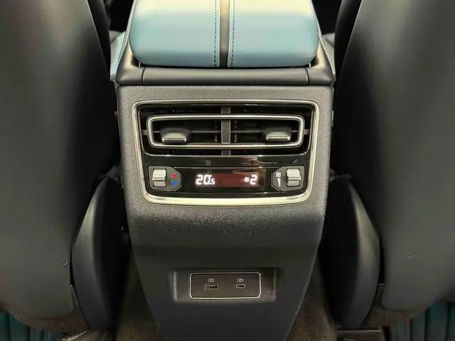 Lincoln Lincoln Z 2.0T two-wheel drive Zunyao hybrid version