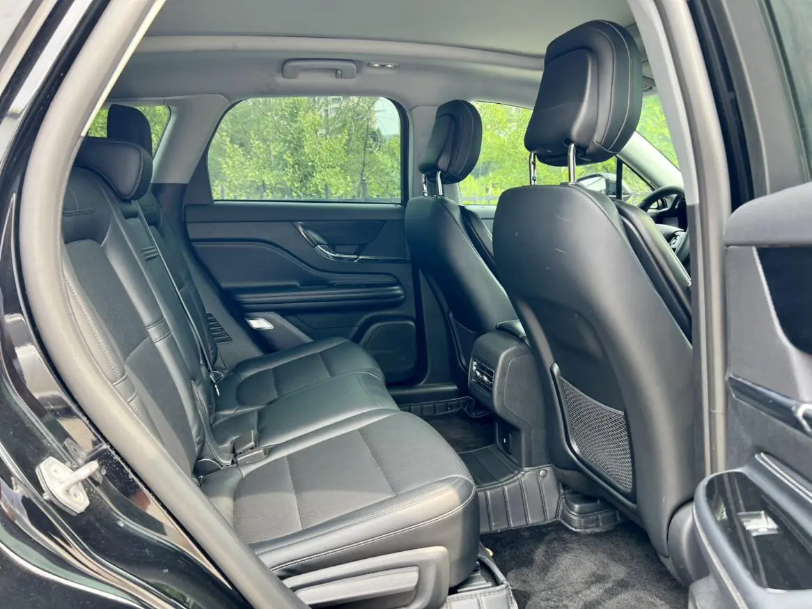 Lincoln Adventurer 2.0T two-wheel drive Zunya edition