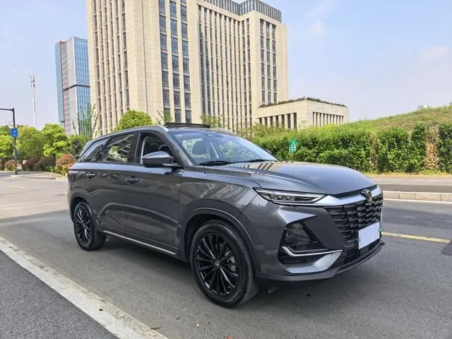 Changan Changan CS75 PRO 1.5T DCT Exclusive 7-seater