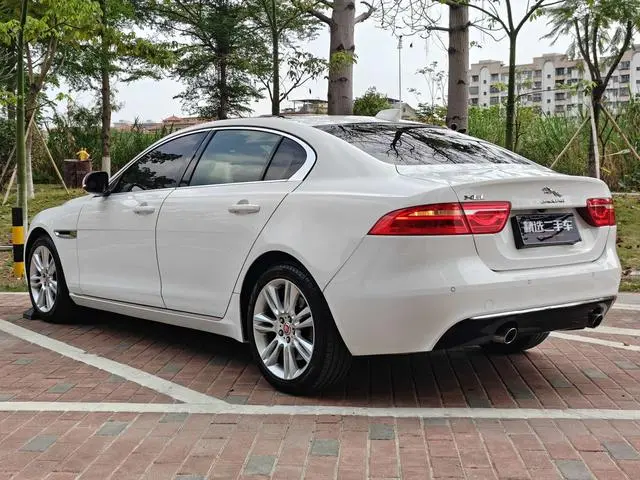 Jaguar Jaguar XEL 2.0T 200PS Premium Edition