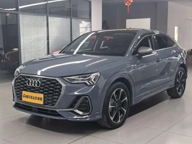Audi Audi Q3 Sportback 40 TFSI RS kit fuel speed type