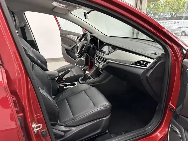 Changan Yidong 1.6L GDI Manual Value Edition Country VI