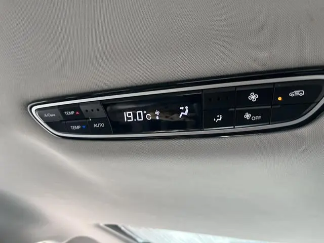 GAC Trumpchi M8 Lingxiu Series 390T Deluxe Edition